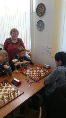 Champion de Noêl 2016 Noah, attention Danielle observe les "boulettes"
