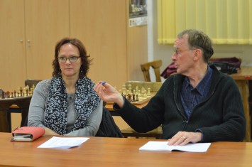 Véronique Stadler très attentive sur le "point n°6"